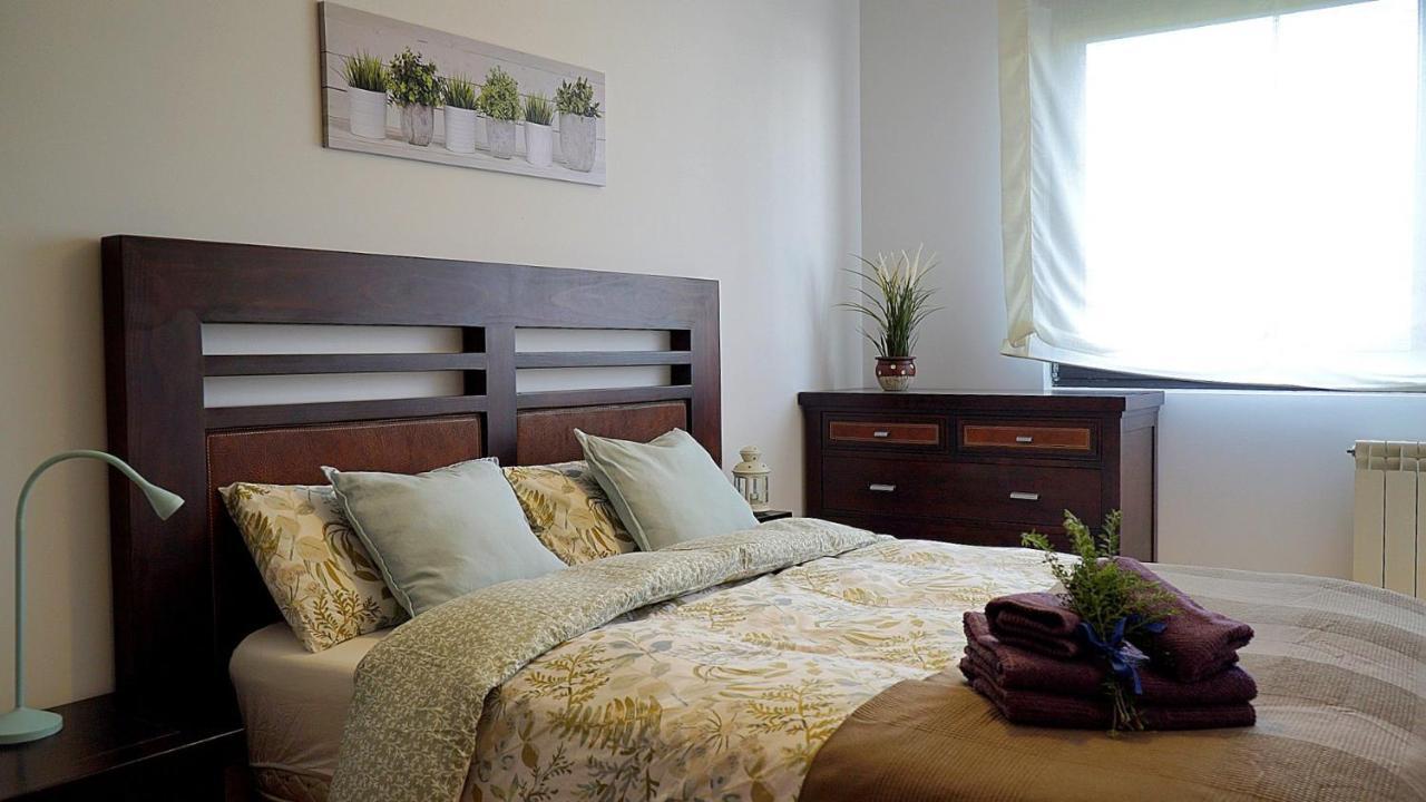 Apartamento Estelas De Cantabria 로스코랄레스데부엘나 외부 사진